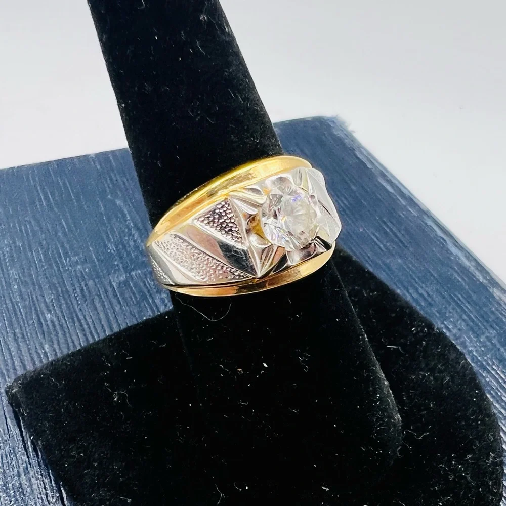 Vintage LIND gold & silver men’s wedding band ring cubic zirconia stone size 8